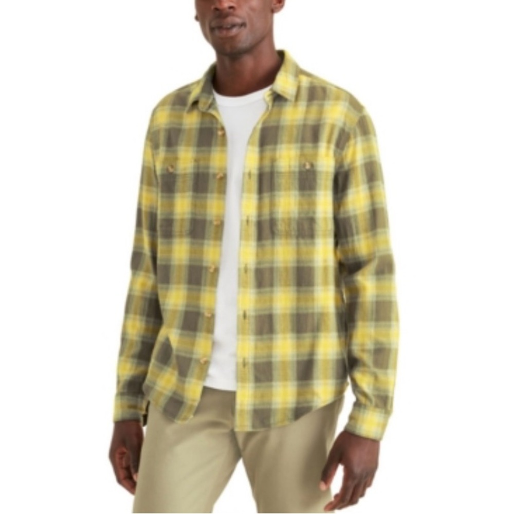 Dockers Regular Fit Two-Pocket  Men’s Work Shirt